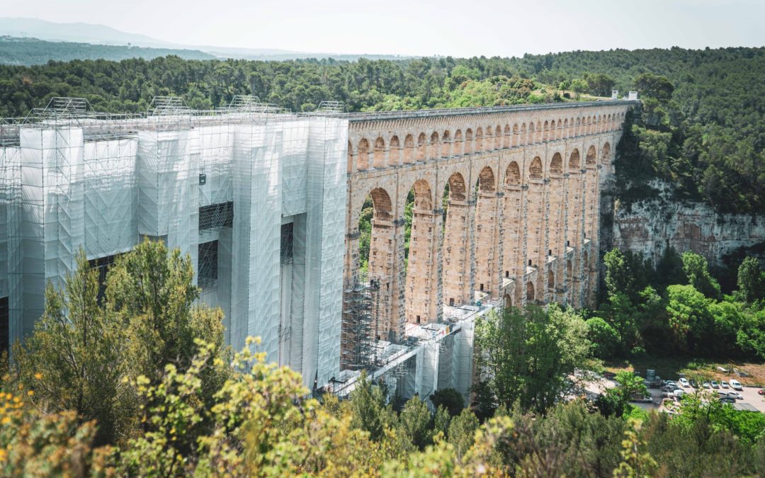 Roquefavour : Vivian & Cie au cœur de la restauration du plus grand aqueduc en pierre de taille en activité